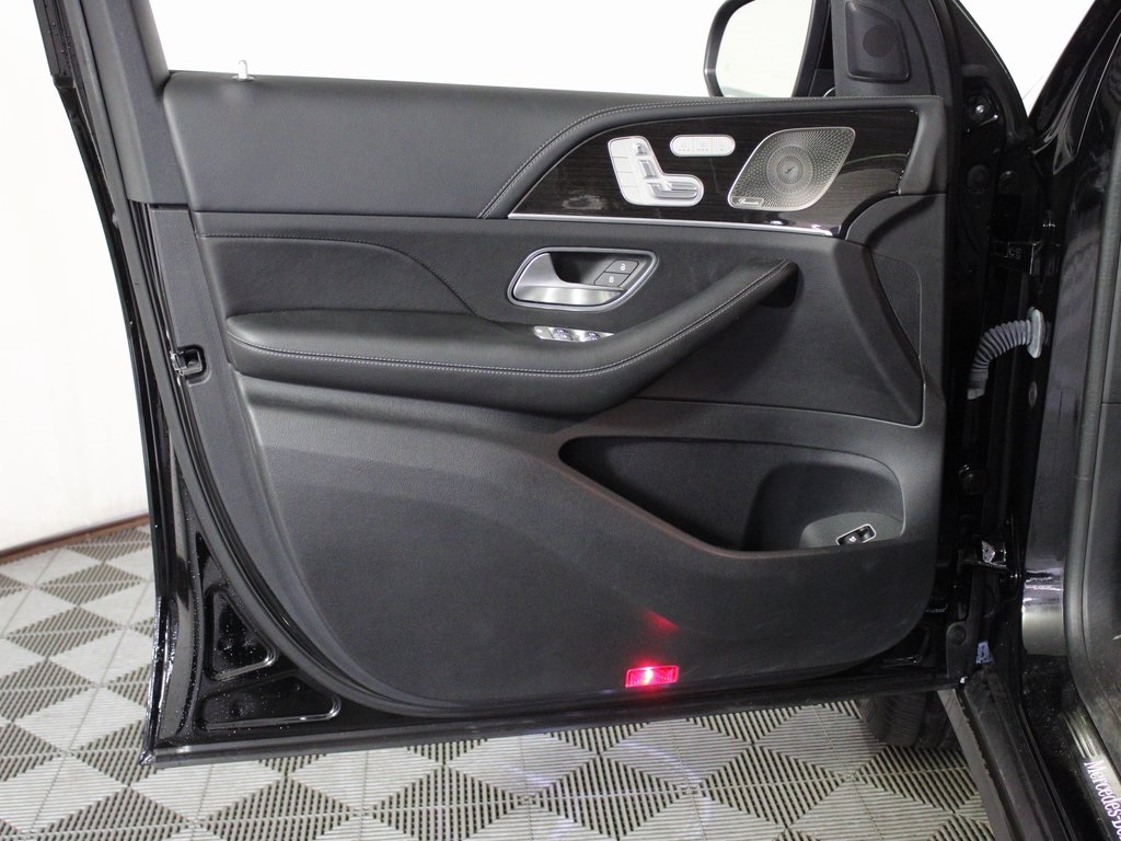 used 2022 Mercedes-Benz GLE car, priced at $48,494