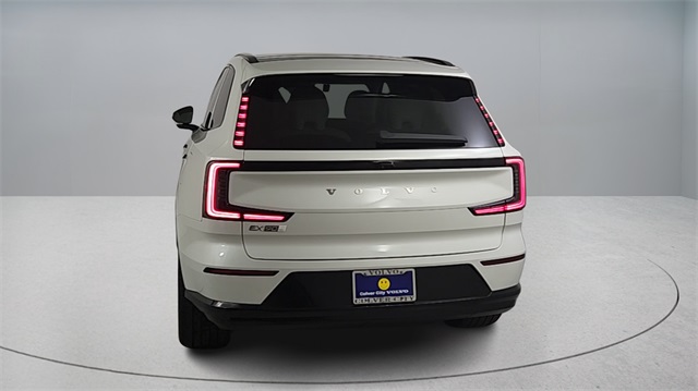 new 2025 Volvo EX90 car, priced at $86,290