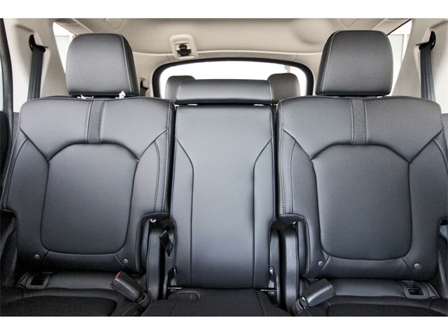 new 2025 Honda Pilot car, priced at $49,253