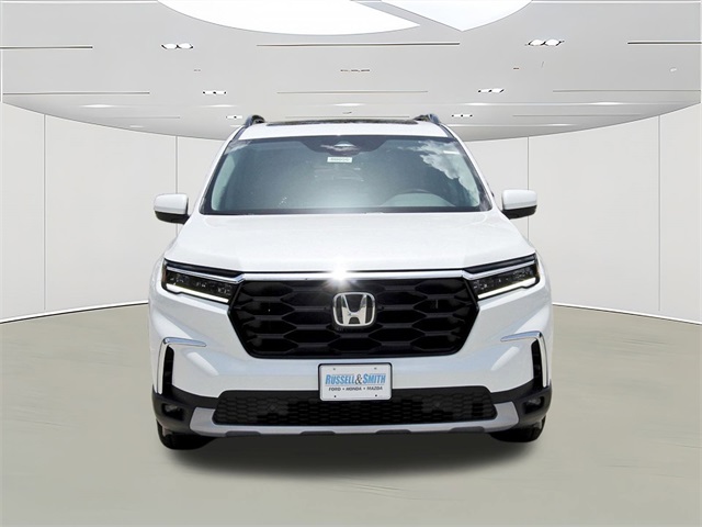 new 2025 Honda Pilot car, priced at $49,253