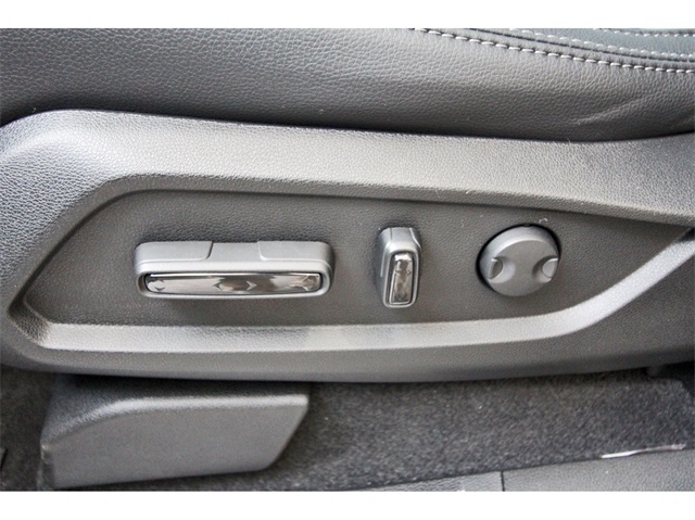 new 2025 Honda Pilot car, priced at $49,253