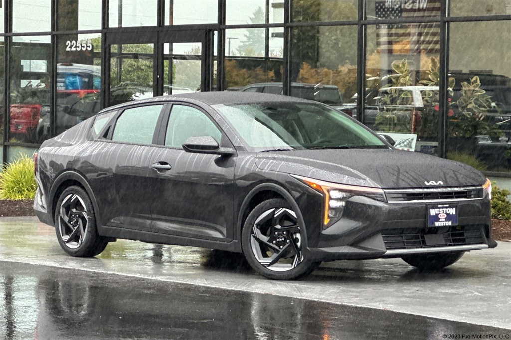 new 2025 Kia K4 car, priced at $25,165