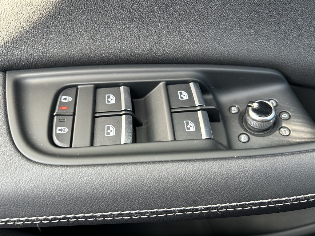 used 2025 Audi Q7 car, priced at $56,417