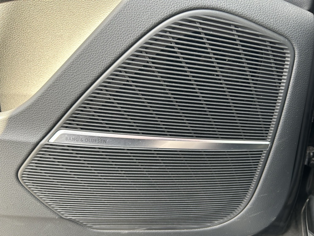 used 2025 Audi Q7 car, priced at $56,417