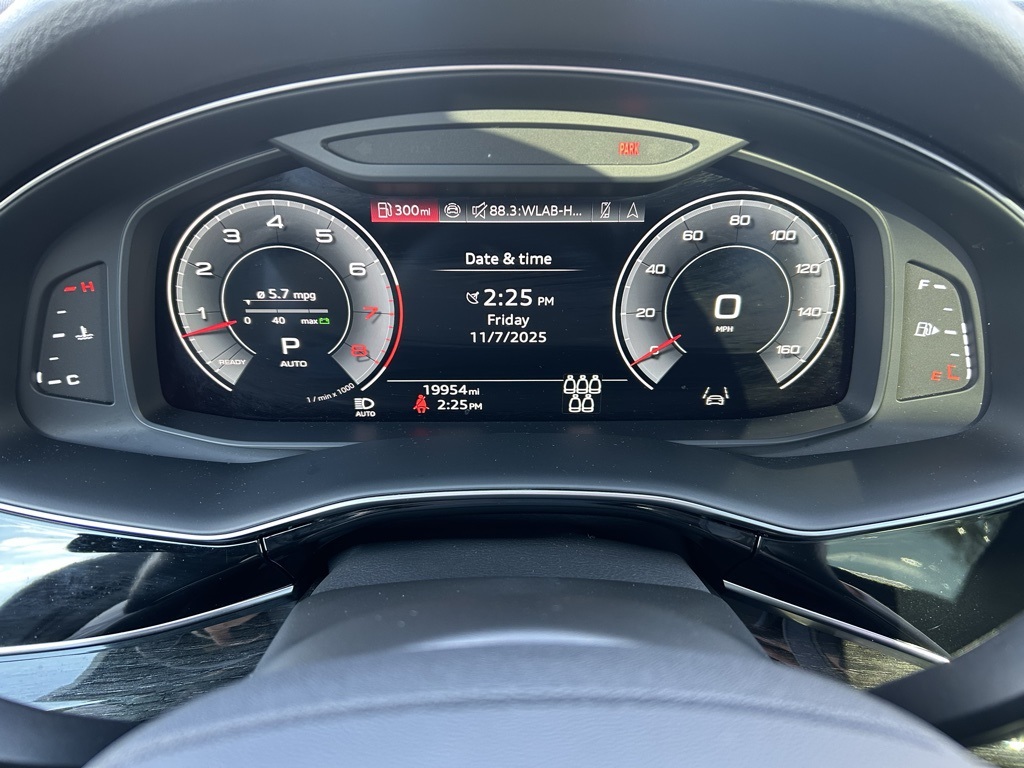 used 2025 Audi Q7 car, priced at $56,417