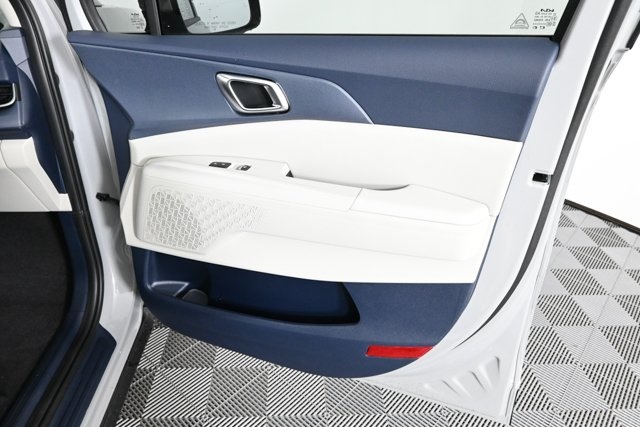 new 2025 Kia Carnival car, priced at $41,294
