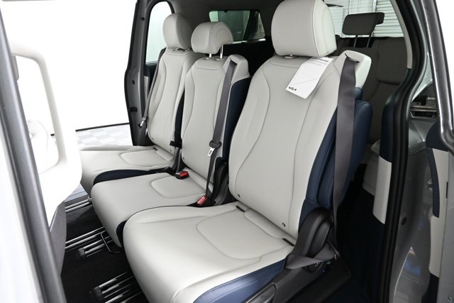 new 2025 Kia Carnival car, priced at $41,294