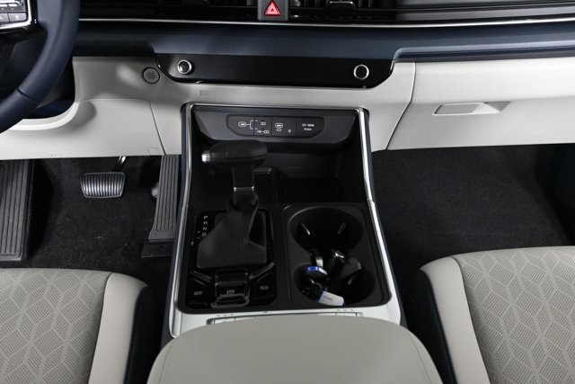 new 2025 Kia Carnival car, priced at $41,294