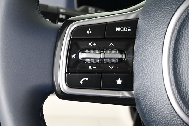 new 2025 Kia Carnival car, priced at $41,294