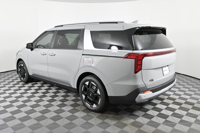 new 2025 Kia Carnival car, priced at $41,294