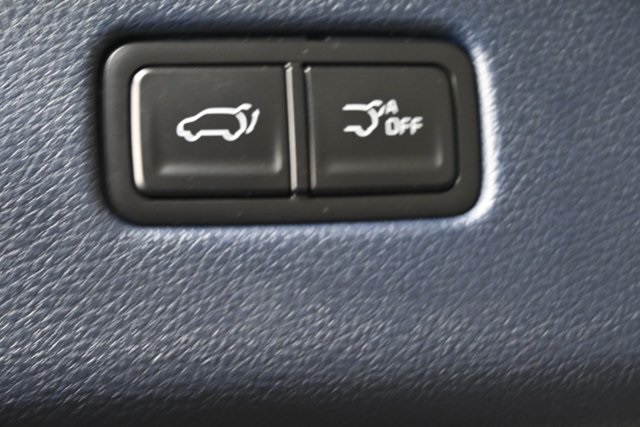 new 2025 Kia Carnival car, priced at $41,294