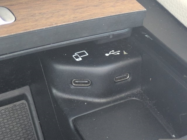 used 2022 Mercedes-Benz GLE car, priced at $36,100