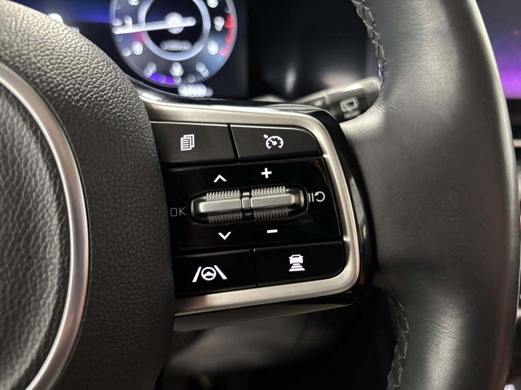 used 2023 Kia Carnival car, priced at $36,447