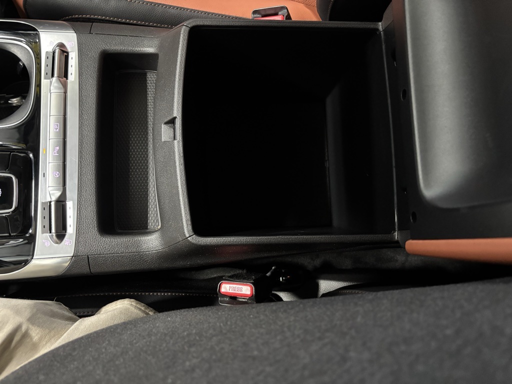 used 2023 Kia Carnival car, priced at $36,447
