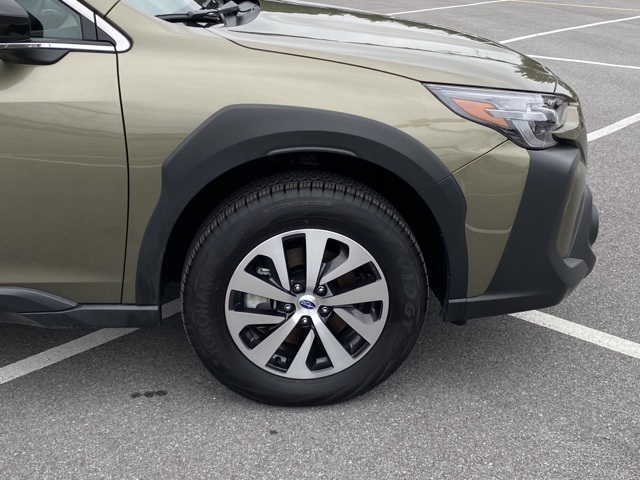 used 2025 Subaru Outback car, priced at $29,071