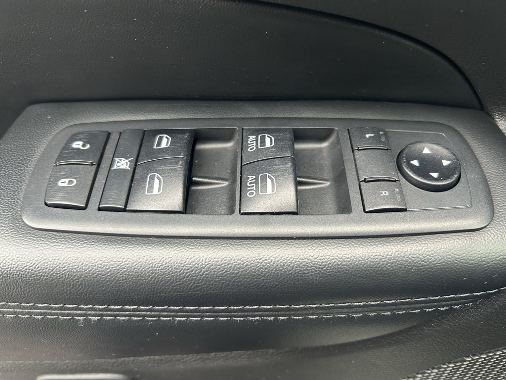 used 2019 Jeep Grand Cherokee car, priced at $19,998