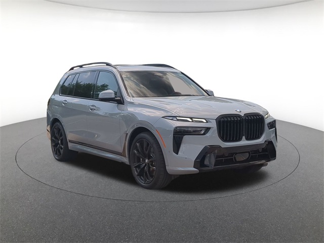 new 2026 BMW X7 car, priced at $100,730