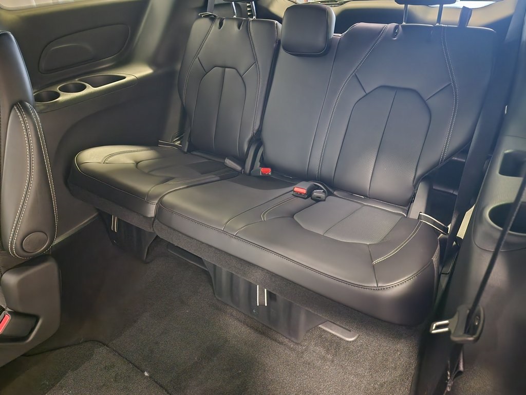 new 2025 Chrysler Voyager car, priced at $38,999