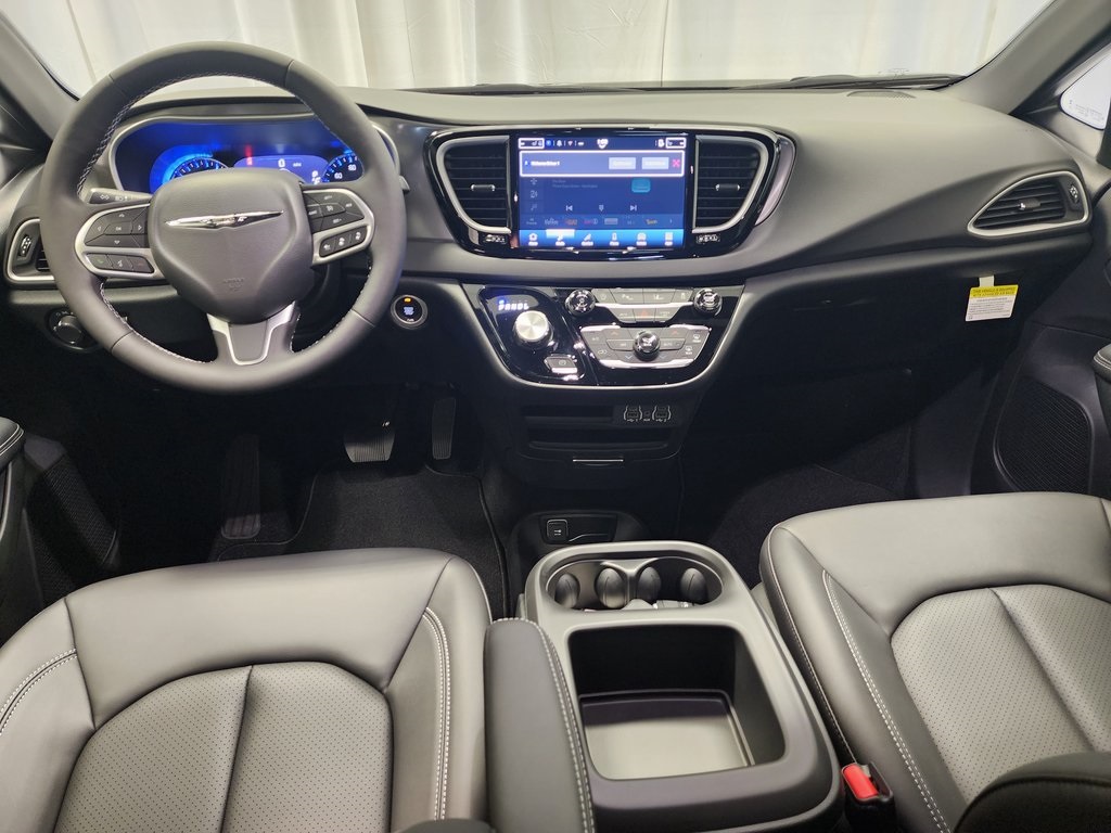 new 2025 Chrysler Voyager car, priced at $38,999