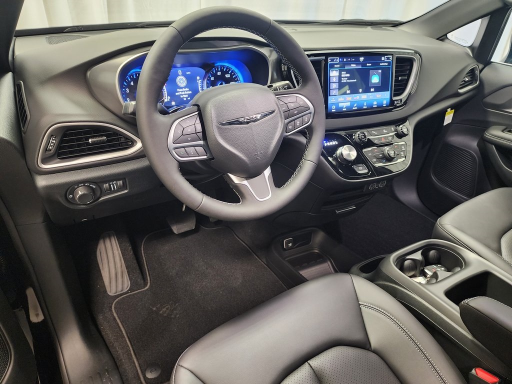 new 2025 Chrysler Voyager car, priced at $38,999