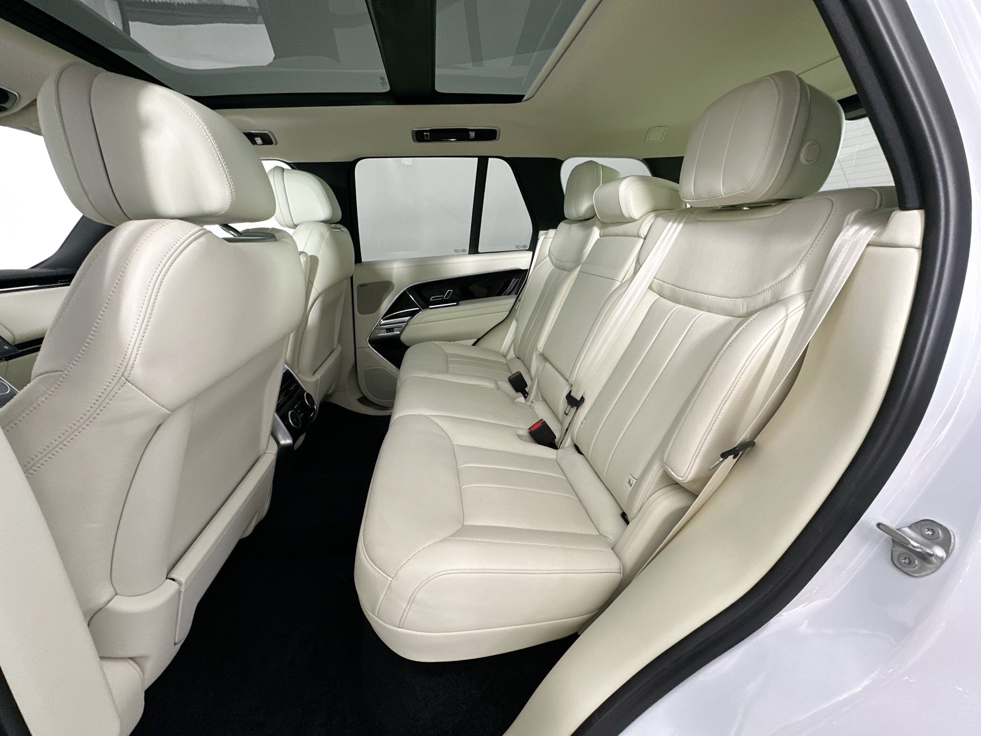used 2023 Land Rover Range Rover car, priced at $108,999