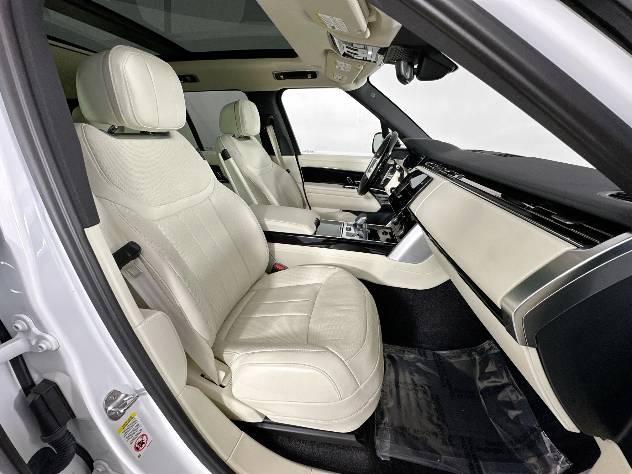 used 2023 Land Rover Range Rover car, priced at $108,999