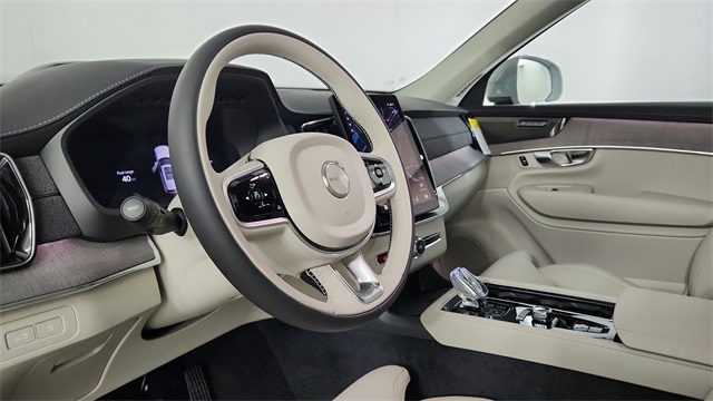 new 2026 Volvo XC90 Plug-In Hybrid car, priced at $85,625