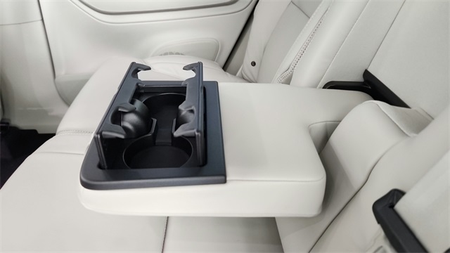 new 2026 Volvo XC90 Plug-In Hybrid car, priced at $85,625