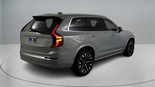 new 2026 Volvo XC90 Plug-In Hybrid car, priced at $85,625