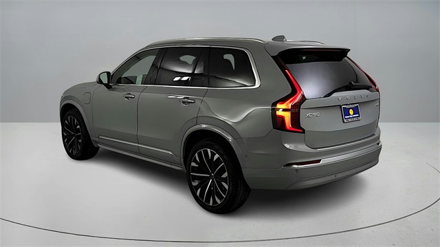 new 2026 Volvo XC90 Plug-In Hybrid car, priced at $85,625