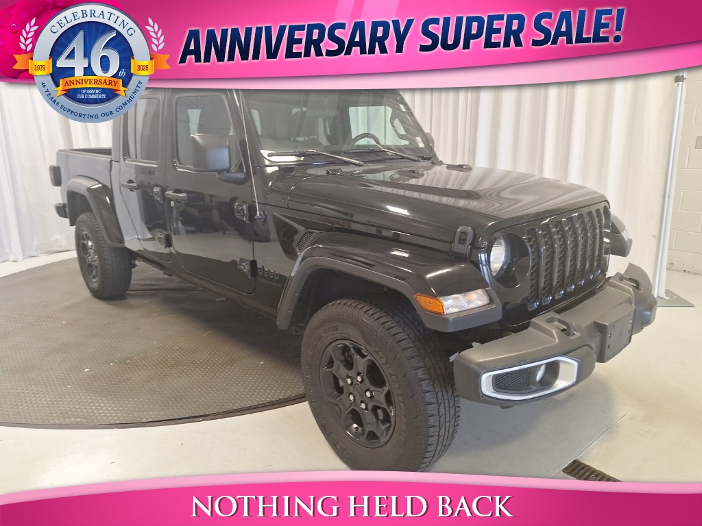 used 2023 Jeep Gladiator car, priced at $29,000