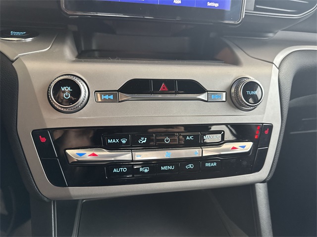 used 2024 Ford Explorer car, priced at $35,499