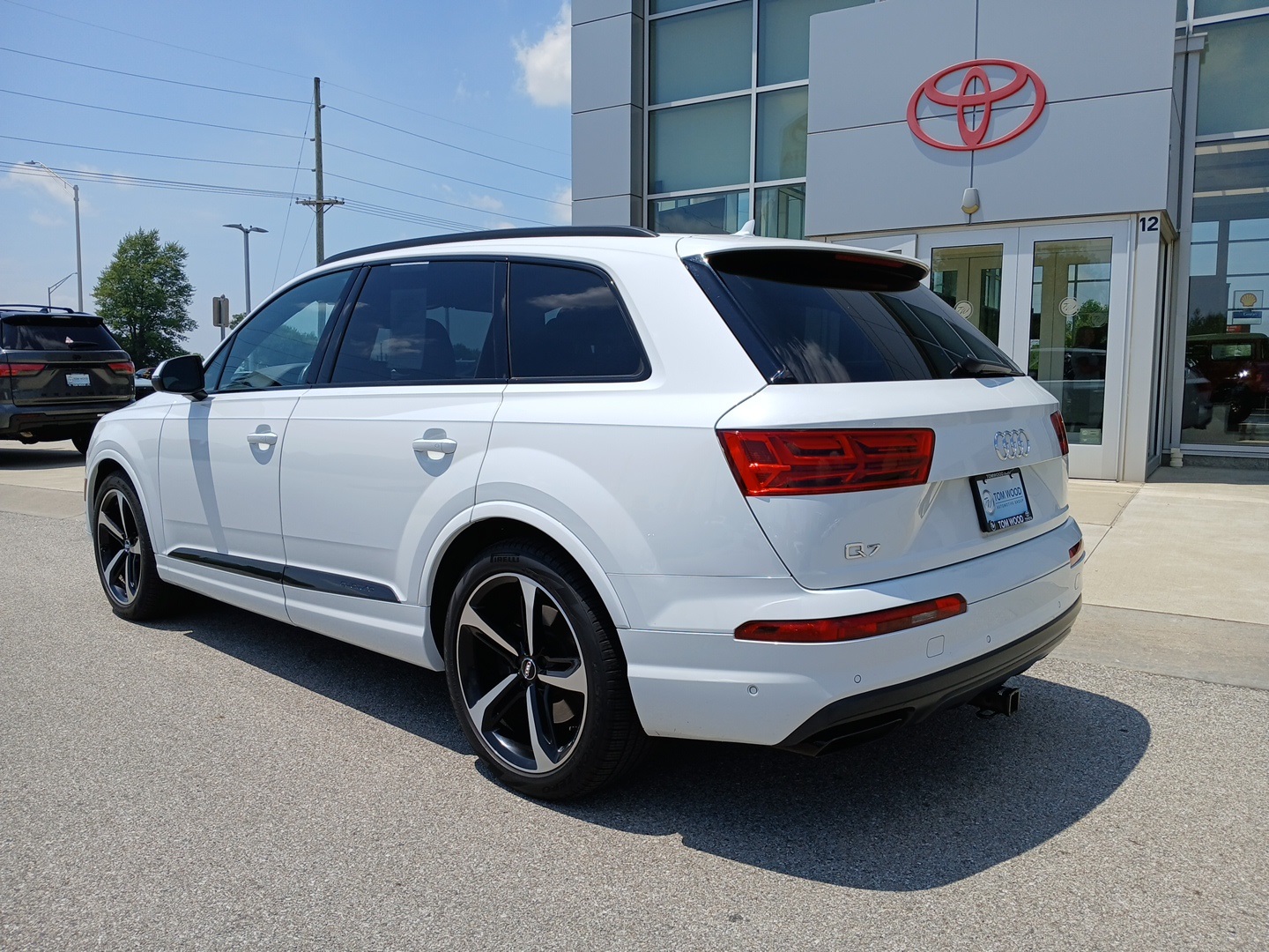 used 2019 Audi Q7 car, priced at $24,661