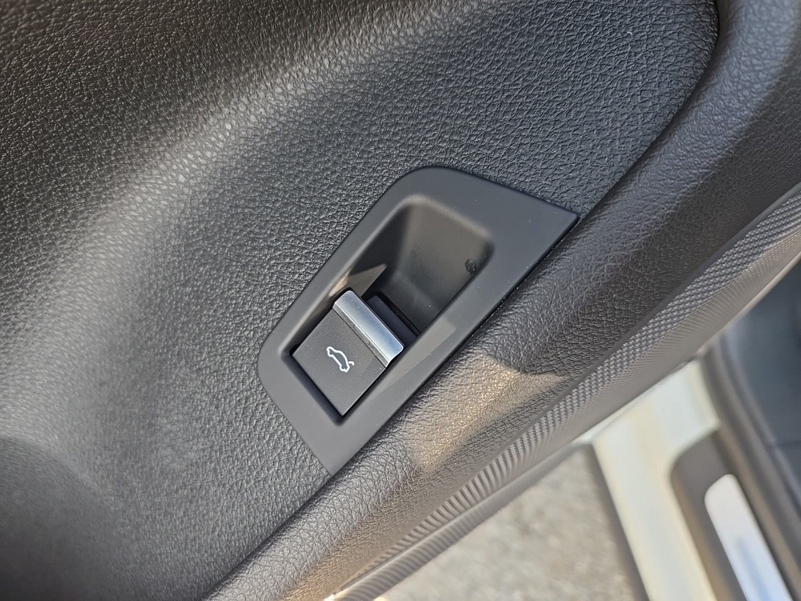 used 2019 Audi Q7 car, priced at $24,661