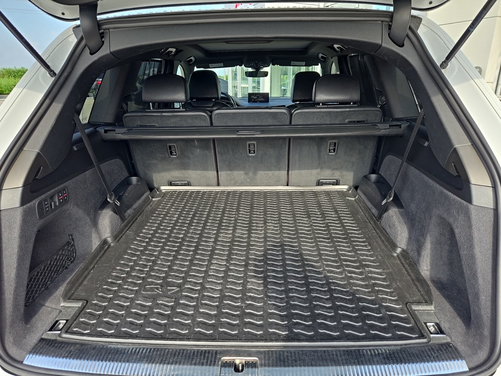used 2019 Audi Q7 car, priced at $24,661