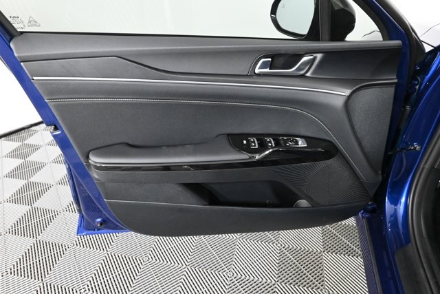 new 2025 Kia K5 car, priced at $29,320