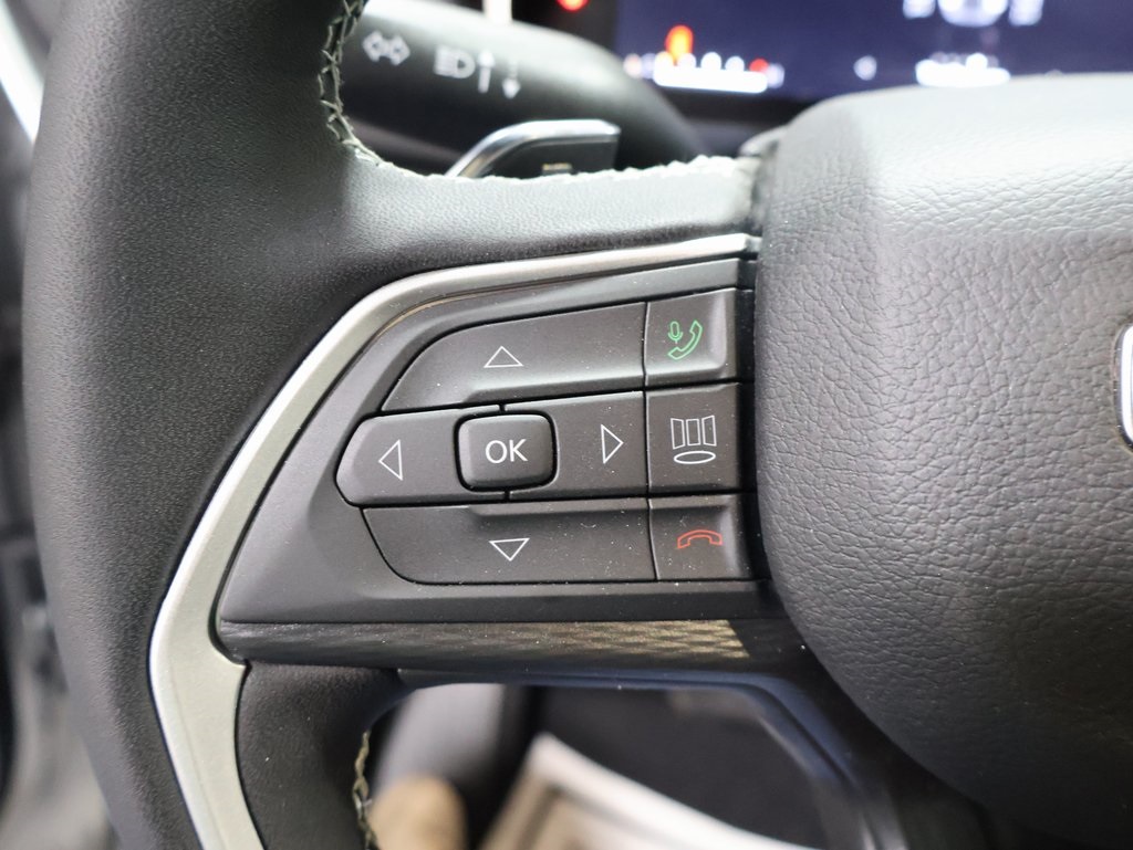new 2025 Jeep Grand Cherokee car, priced at $40,965