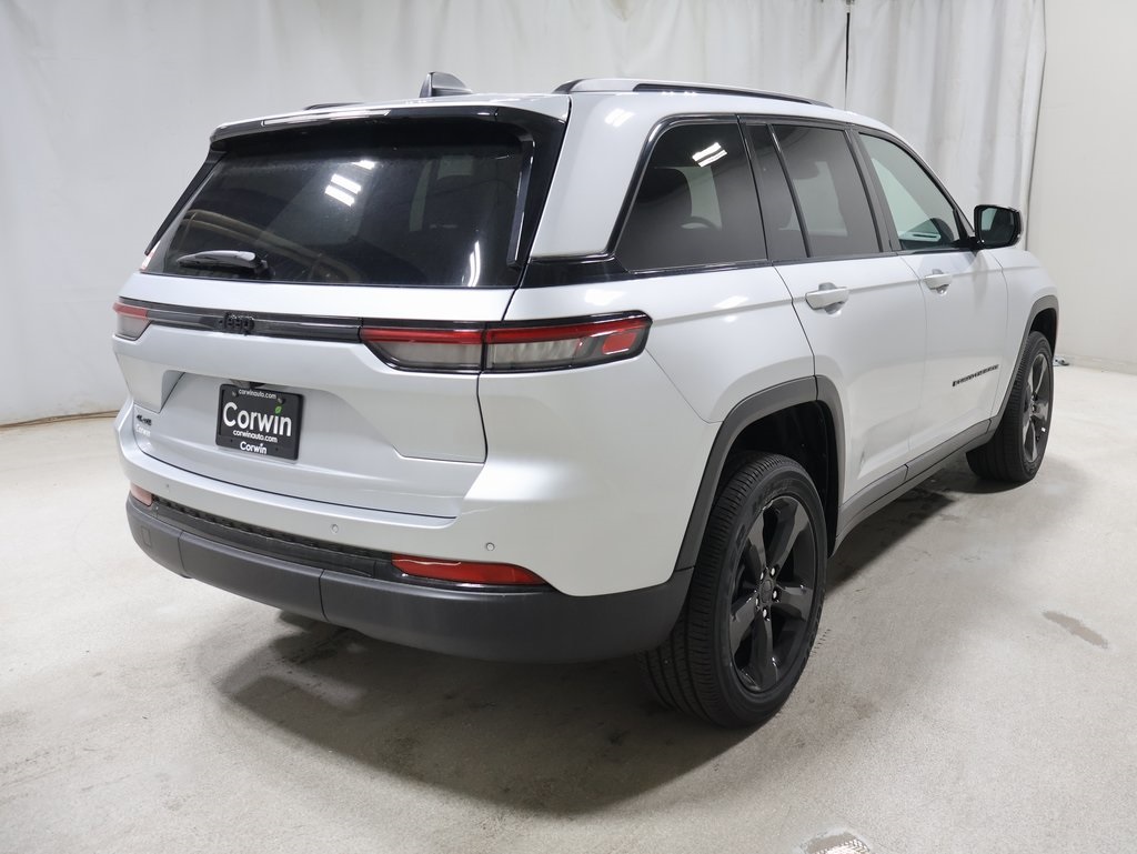 new 2025 Jeep Grand Cherokee car, priced at $40,965