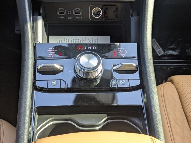 new 2025 Jeep Grand Cherokee car, priced at $55,560