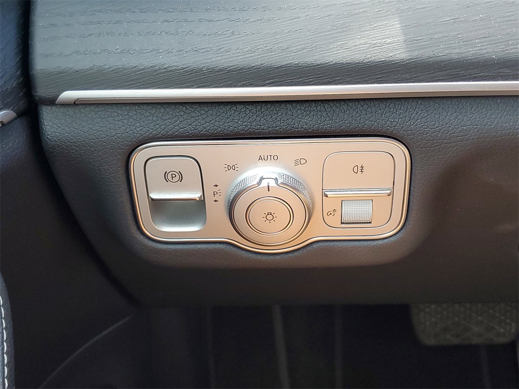 used 2023 Mercedes-Benz GLE car, priced at $64,998