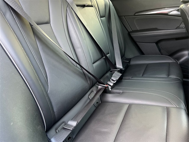 used 2023 Buick Envision car, priced at $22,911