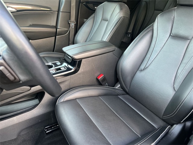 used 2023 Buick Envision car, priced at $22,911