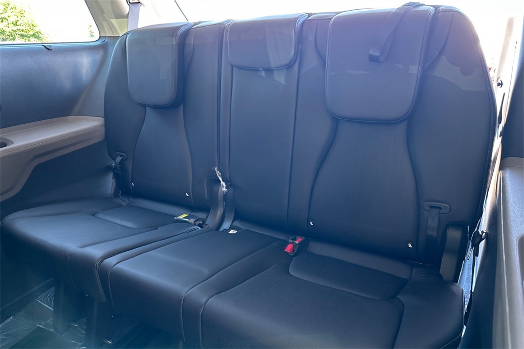 new 2026 Kia Carnival car, priced at $47,815