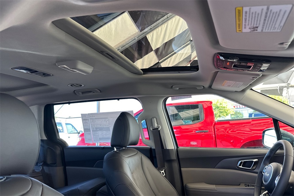 new 2026 Kia Carnival car, priced at $47,815