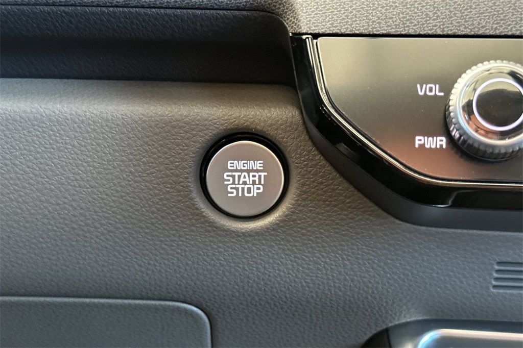 new 2026 Kia Carnival car, priced at $47,815