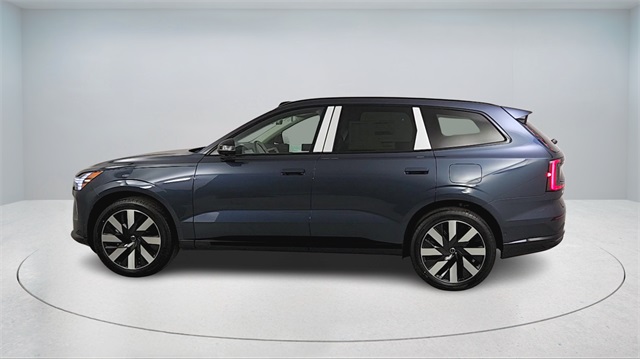 new 2025 Volvo EX90 car, priced at $85,395
