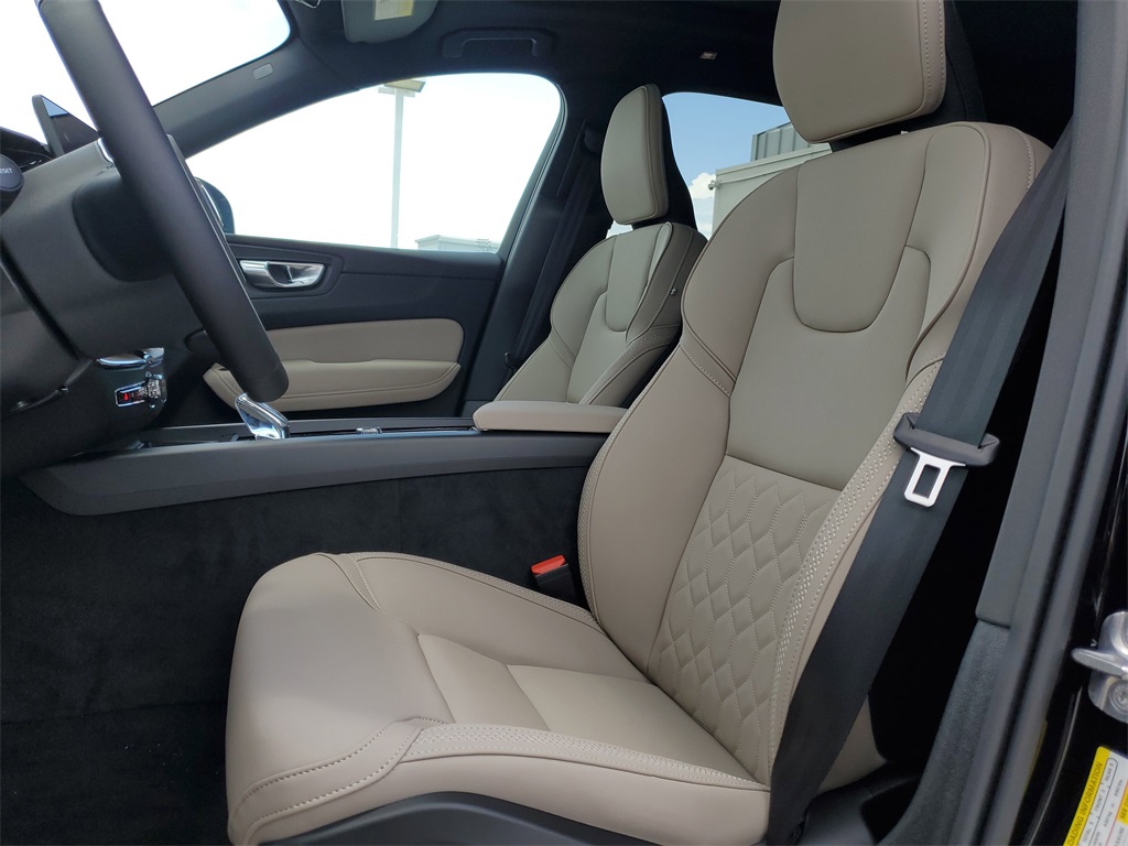new 2026 Volvo XC60 car, priced at $48,435