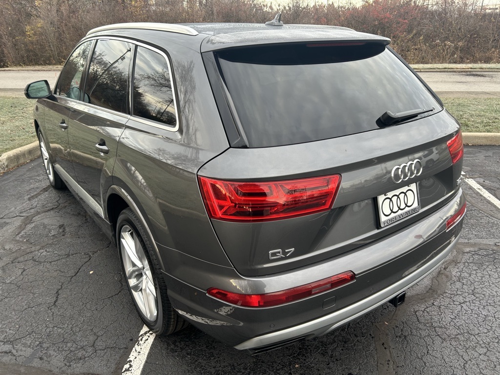 used 2018 Audi Q7 car, priced at $18,057