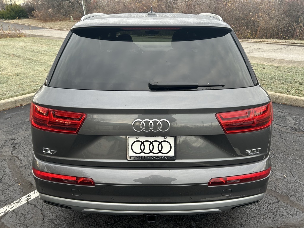 used 2018 Audi Q7 car, priced at $18,057