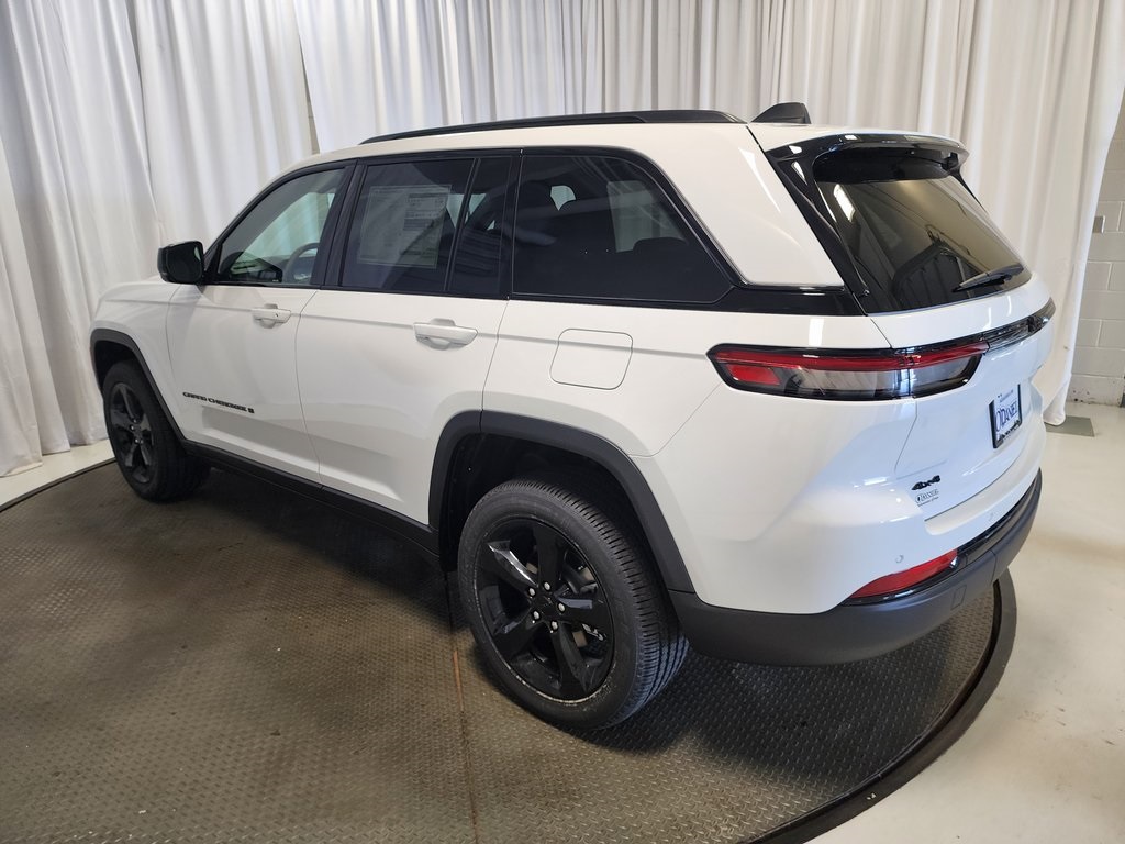 new 2025 Jeep Grand Cherokee car, priced at $41,999